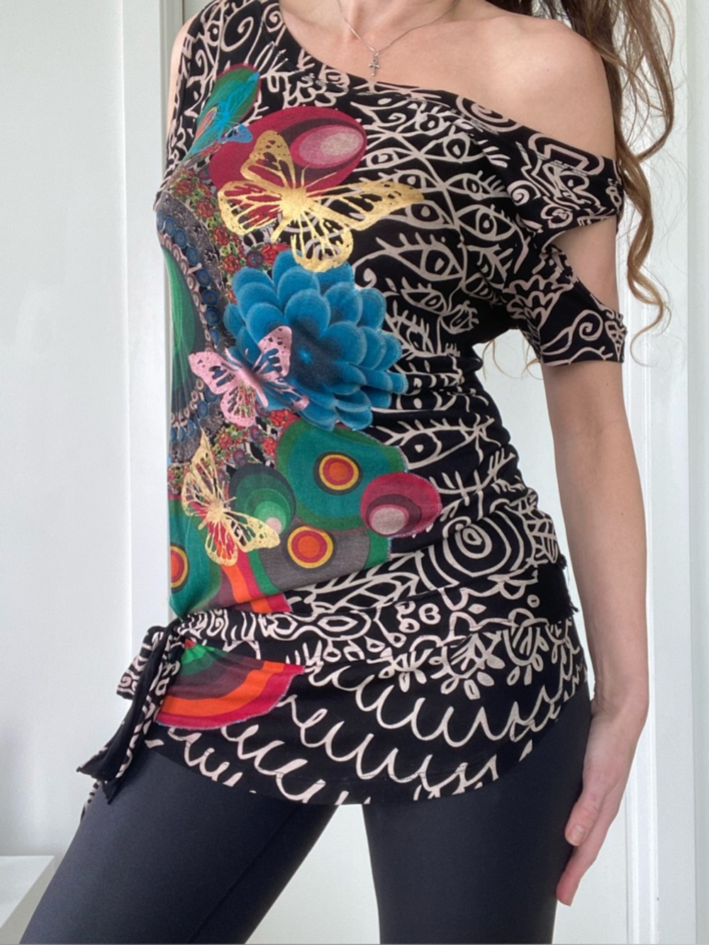 VTG y2K Desiqual dopamine wearable art, cold shoulder waist tie tunic Size L